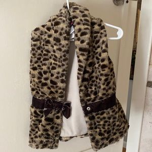 Leopard print vest. Girls Rebel. 4T. Great condition.